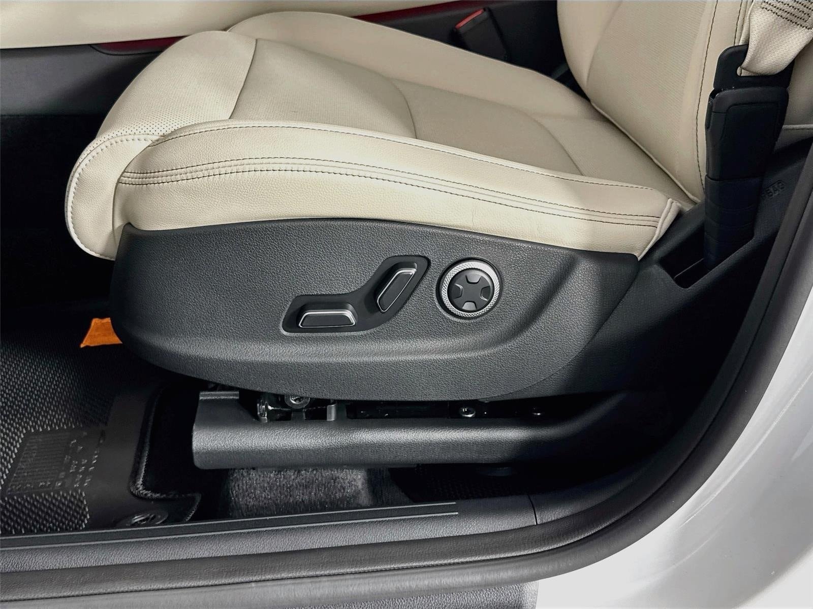 New 2027 Genesis GV70 2.5T AWD/4WD image 20