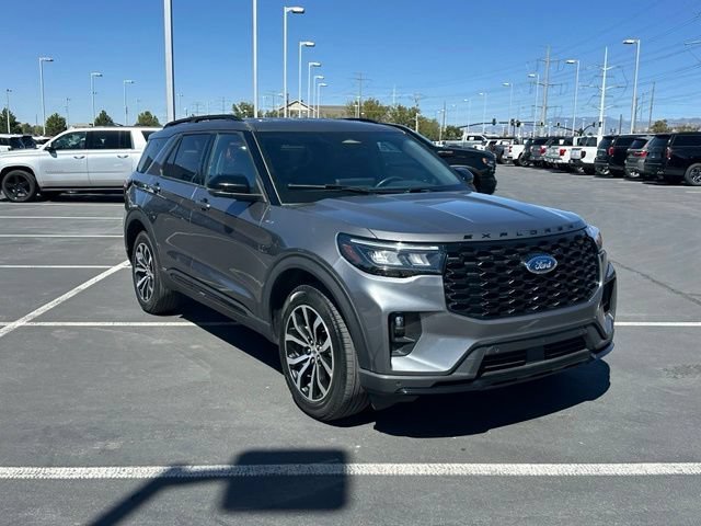 Used 2025 Ford Explorer ST-Line AWD/4WD image 10