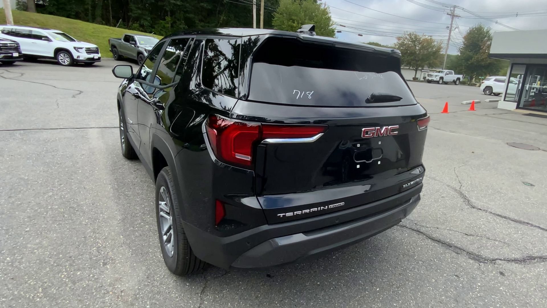 New 2027 GMC Terrain Elevation w/ LPO, Floor Liner Package AWD/4WD image 29