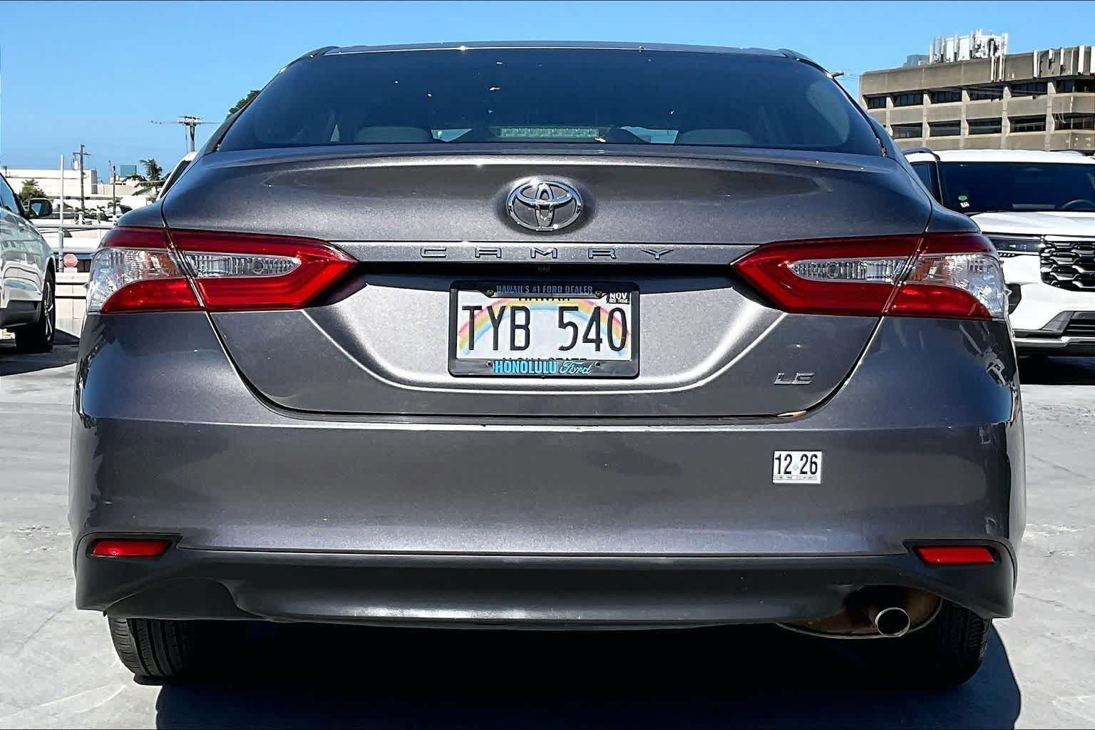 Used 2020 Toyota Camry LE FWD image 5