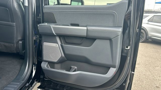 New 2026 Ford F250 Lariat w/ Black Appearance Package image 12