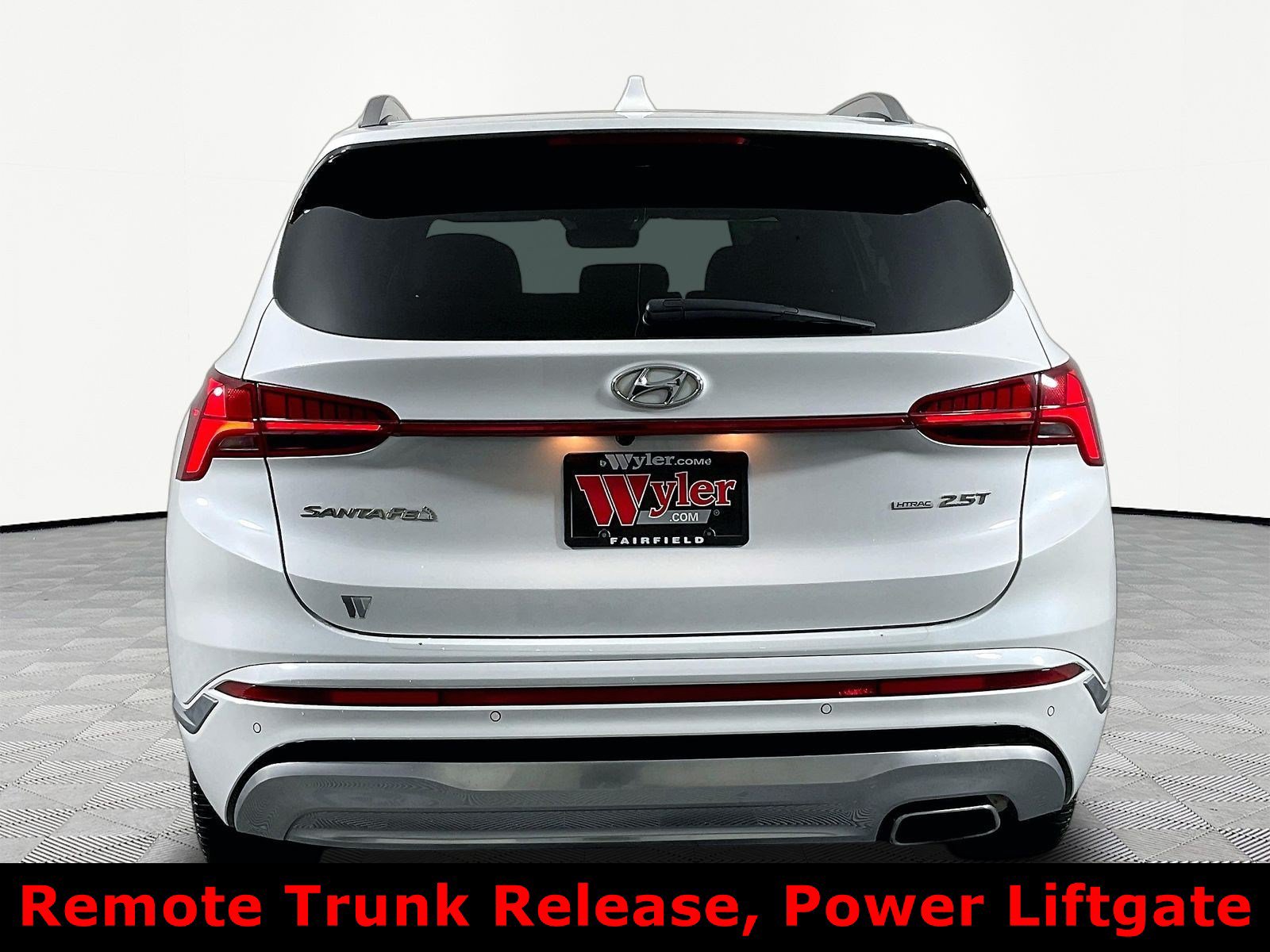 Used 2022 Hyundai Santa Fe Calligraphy AWD/4WD image 5