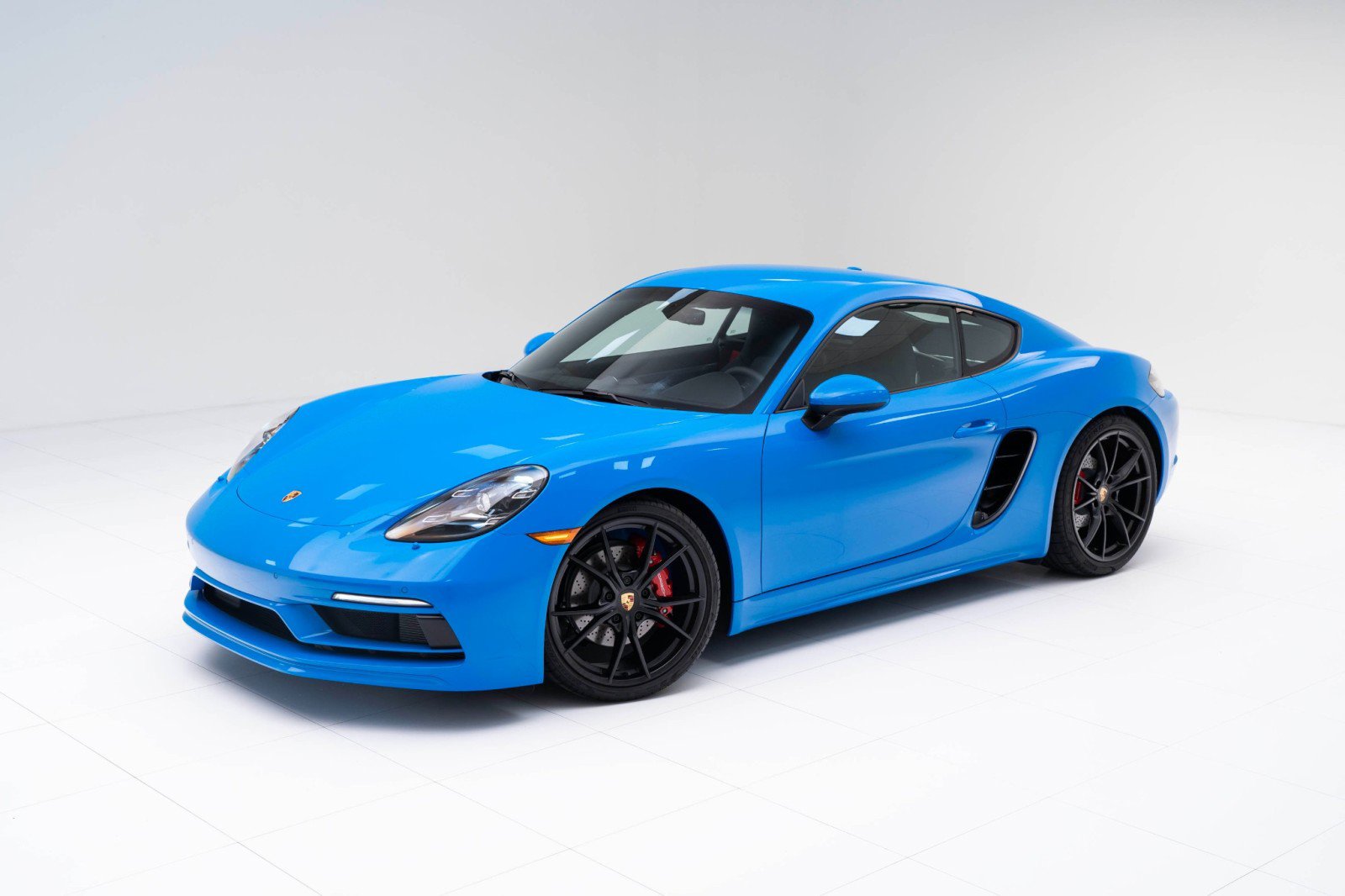 New 2025 Porsche 718 Cayman S image 1