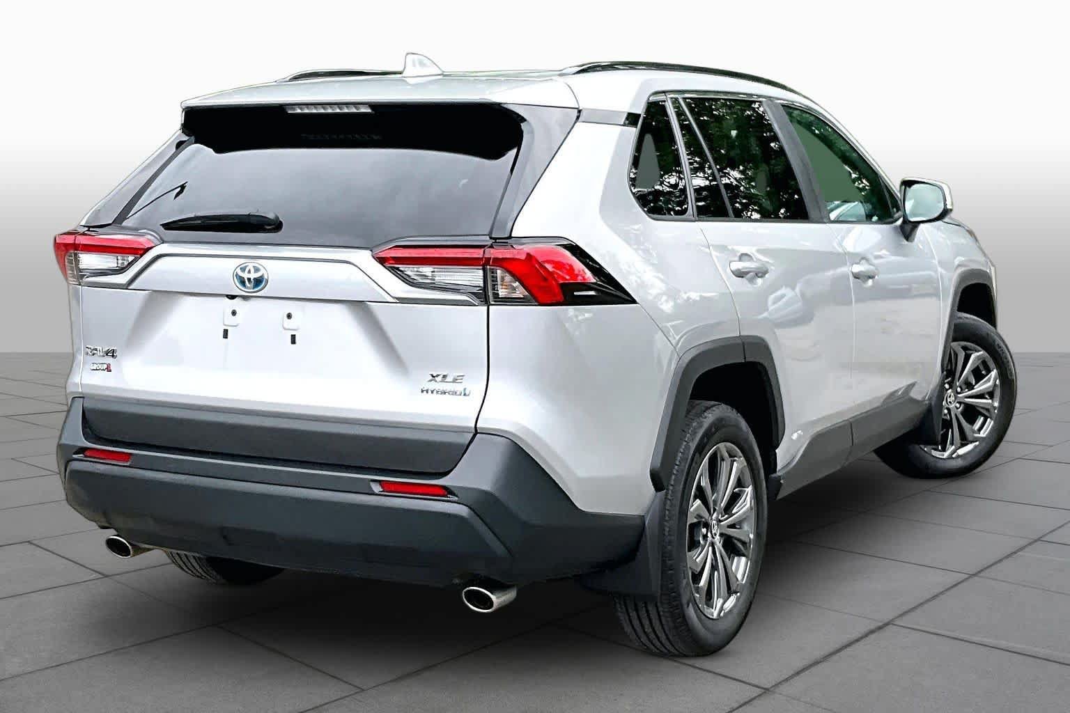 Certified 2024 Toyota RAV4 XLE Premium w/ Weather Package AWD/4WD image 13