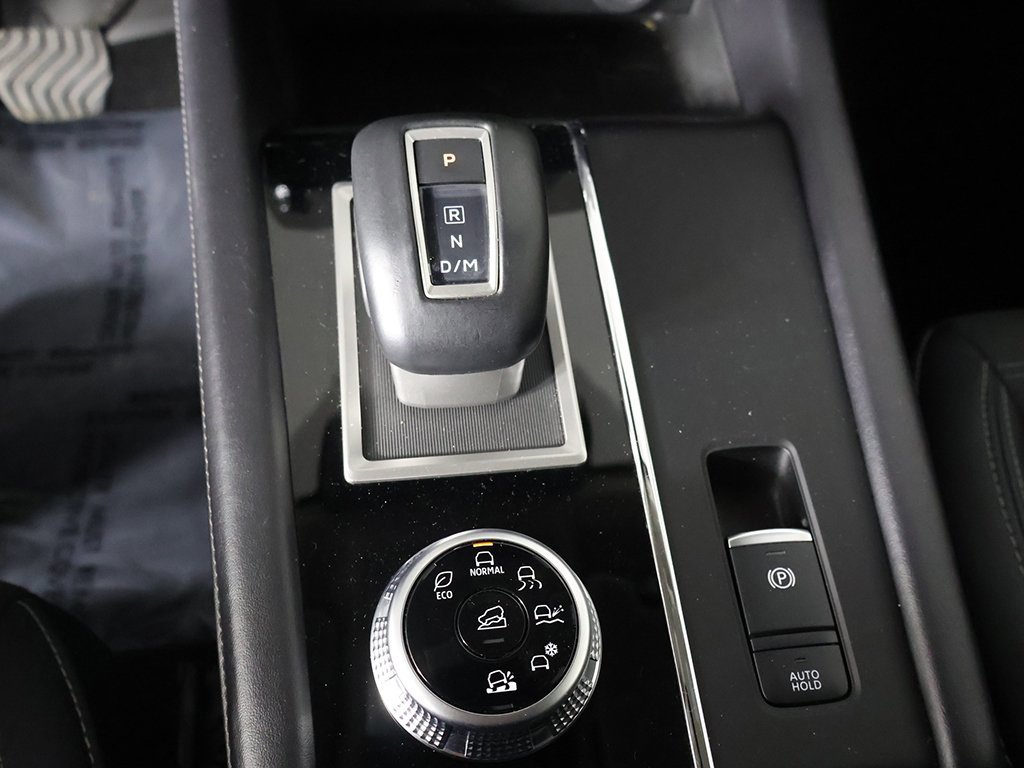 Used 2024 Mitsubishi Outlander SE Black Edition image 48