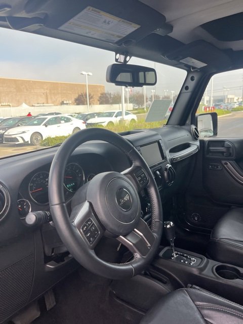 Used 2018 Jeep Wrangler Unlimited Sahara image 13