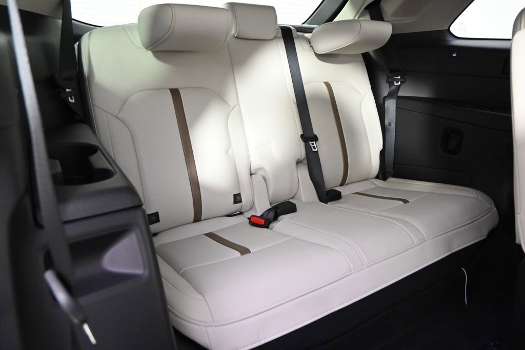 New 2026 MAZDA CX-90 Plug-In Hybrid w/ Premium Plus image 19