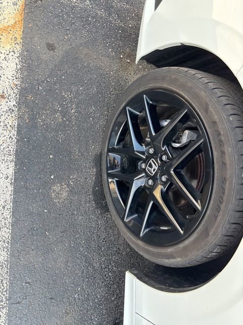 Used 2023 Honda Civic Sport image 4