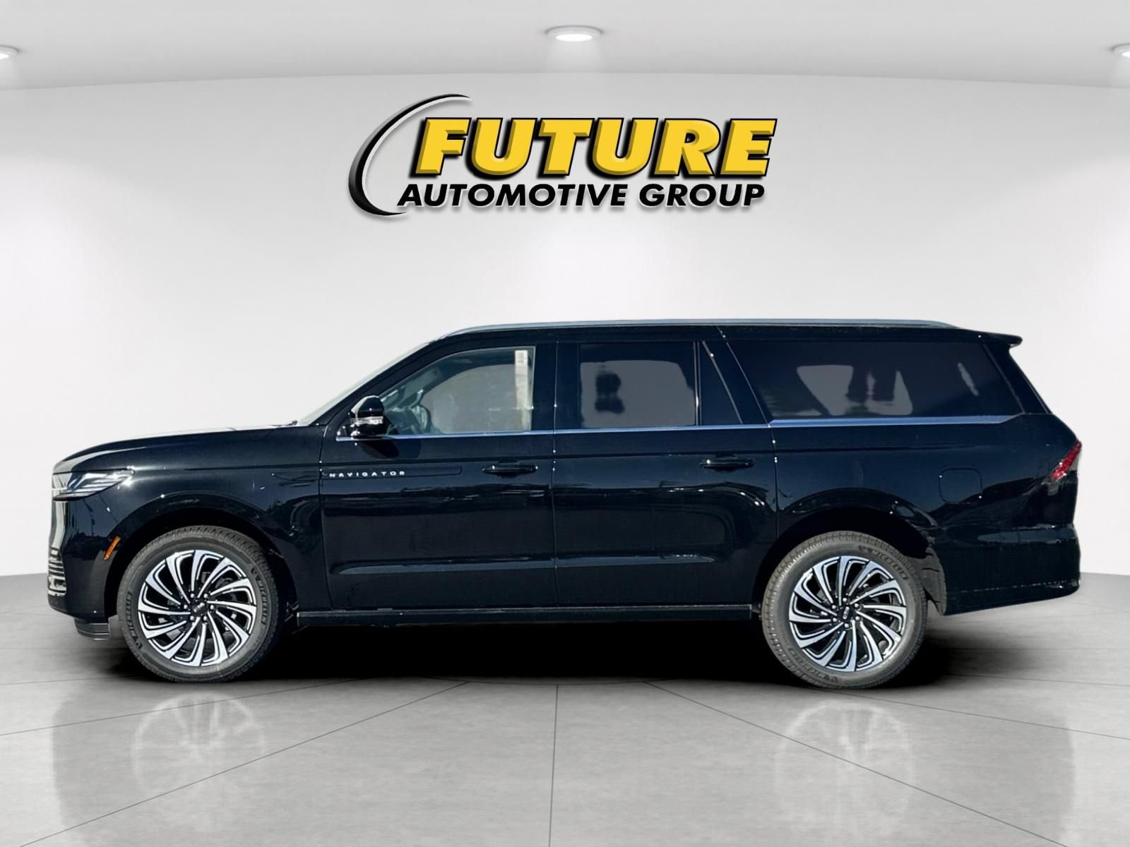 New 2027 Lincoln Navigator L Black Label AWD/4WD image 6