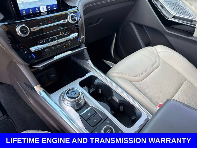 Used 2022 Ford Explorer Platinum w/ Equipment Group 601A AWD/4WD image 27