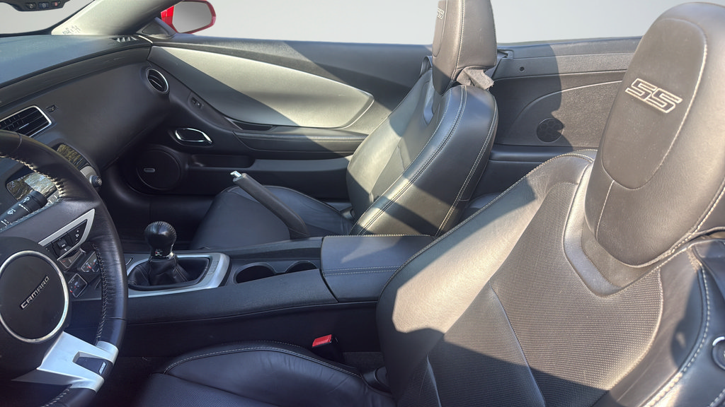 Used 2011 Chevrolet Camaro SS w/ LPO, Ground Effects Package RWD image 20