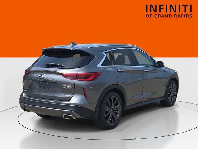 Used 2020 INFINITI QX50 Essential w/ Edition 30 Package AWD/4WD image 5