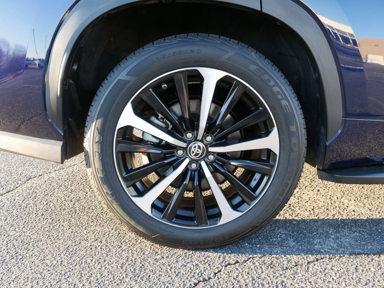 Used 2021 Toyota Highlander XSE image 11