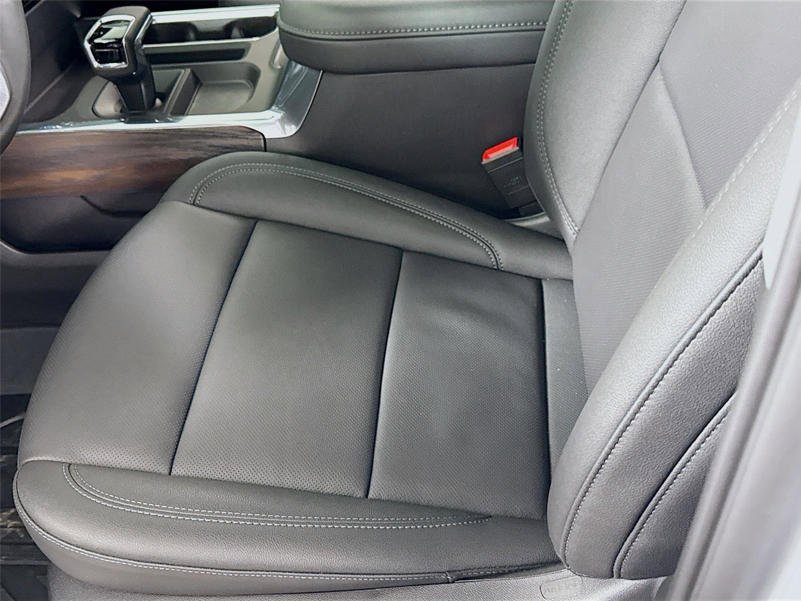 New 2026 GMC Sierra 1500 SLT w/ SLT Premium Plus Package image 15