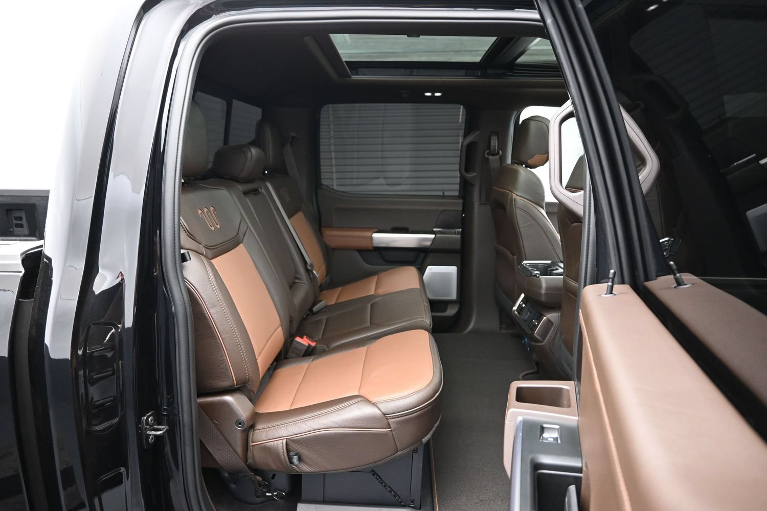 Used 2025 Ford F150 King Ranch AWD/4WD image 12