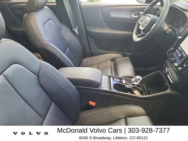 New 2026 Volvo XC40 B5 Plus w/ Climate Package AWD/4WD image 17
