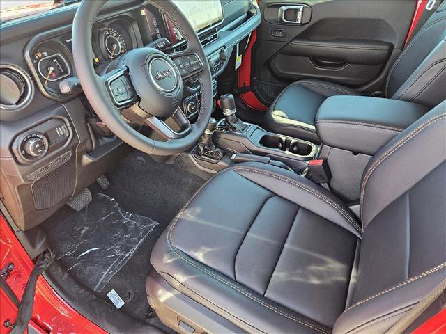 New 2025 Jeep Gladiator Sport image 3