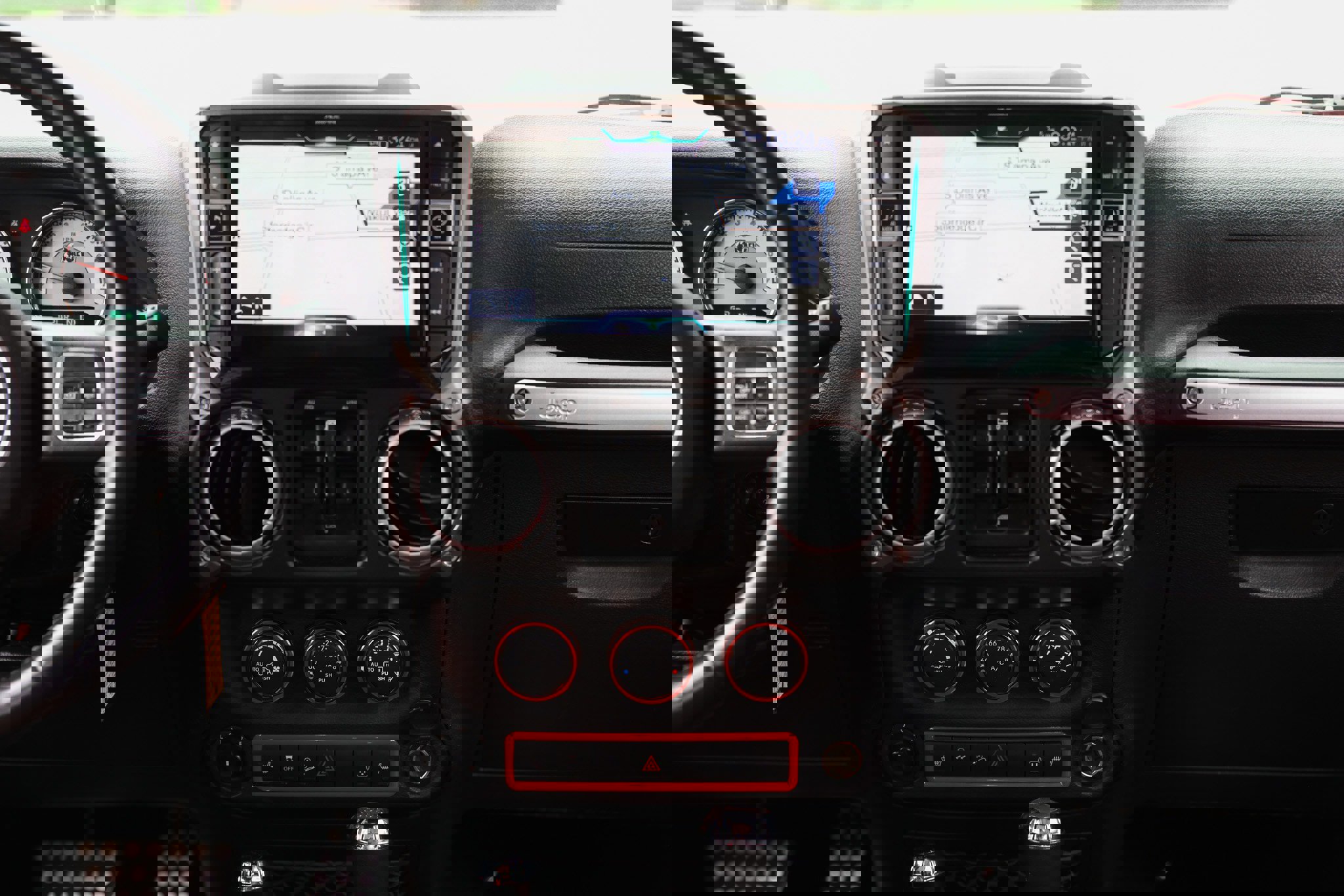 Used 2016 Jeep Wrangler Unlimited Rubicon w/ Connectivity Group image 35