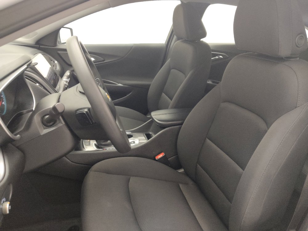 Used 2024 Chevrolet Malibu LT image 17