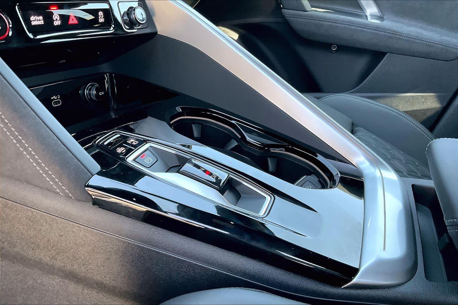 New 2026 Audi SQ5 Prestige AWD/4WD image 7