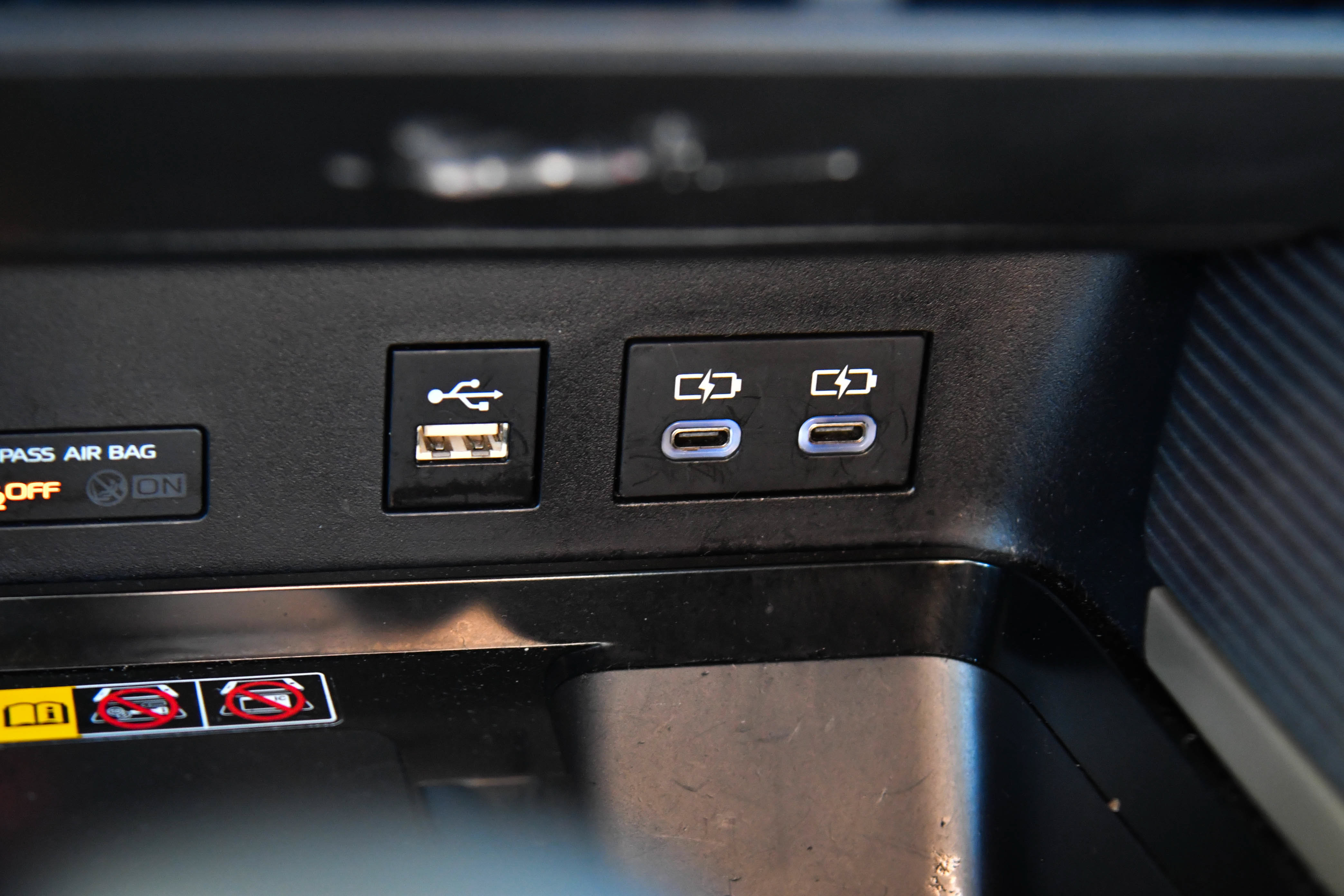 Used 2025 Toyota Camry SE FWD image 27