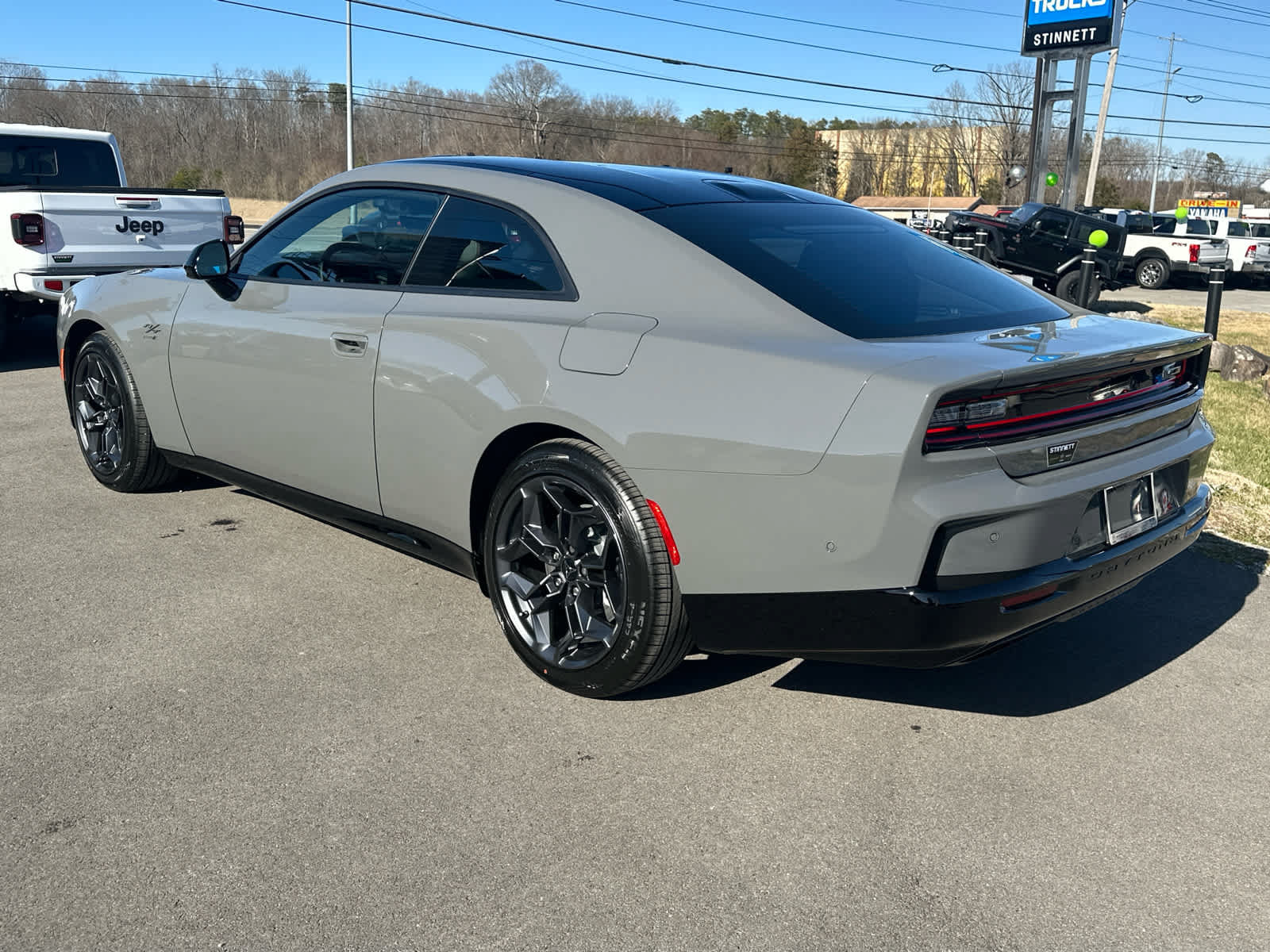 New 2025 Dodge Charger Daytona R/T w/ Quick Order Package 25M R/T AWD/4WD image 7