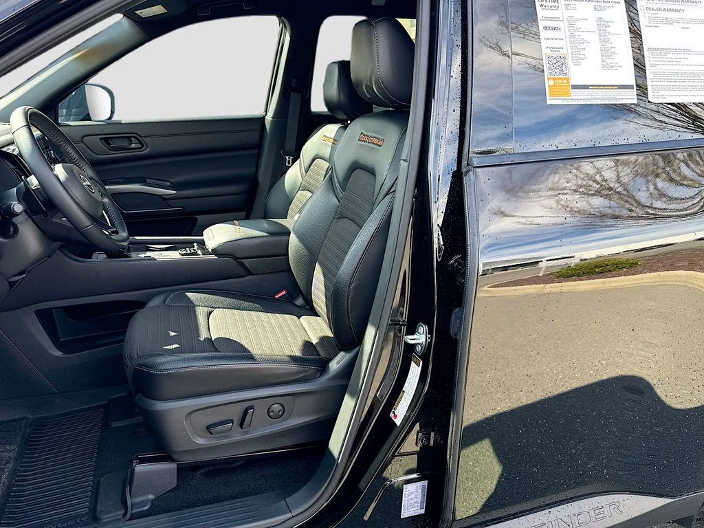Used 2023 Nissan Pathfinder Rock Creek AWD/4WD image 22