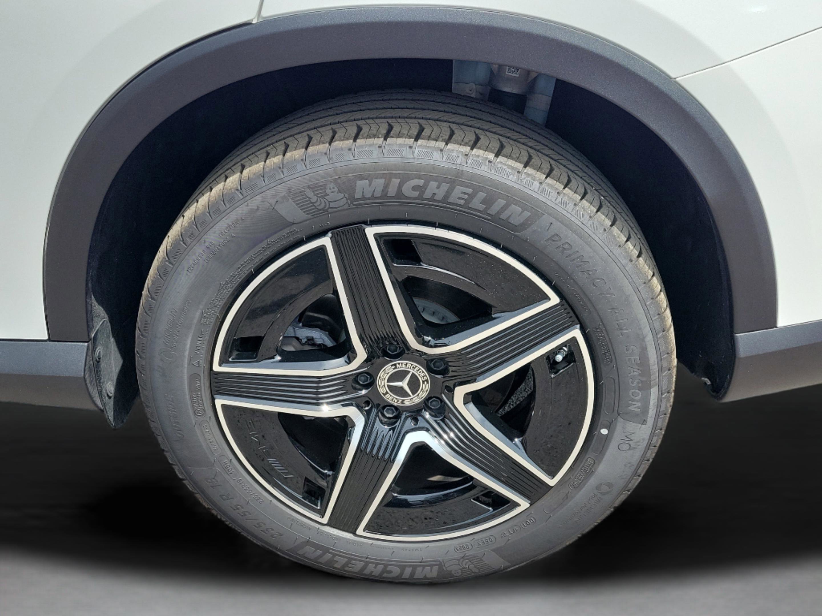 Certified 2026 Mercedes-Benz GLC 300 4MATIC image 29