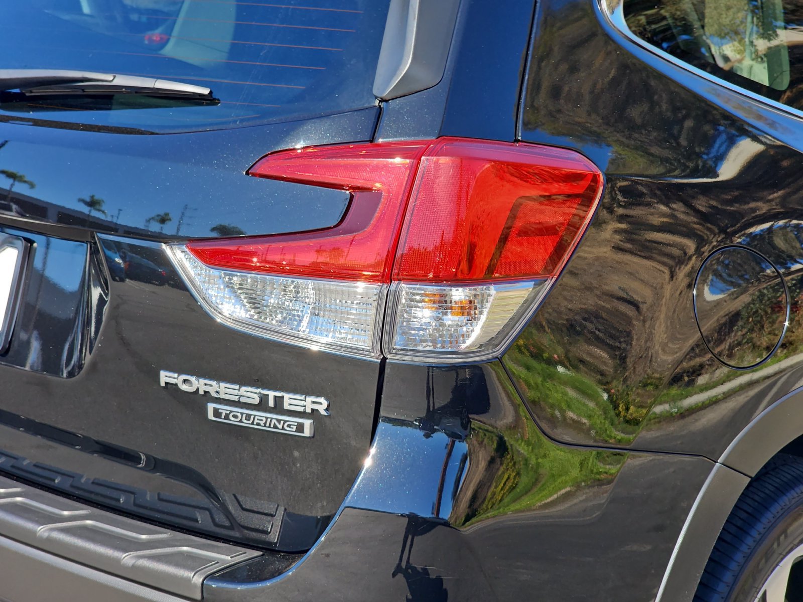 Certified 2023 Subaru Forester Touring AWD/4WD image 37
