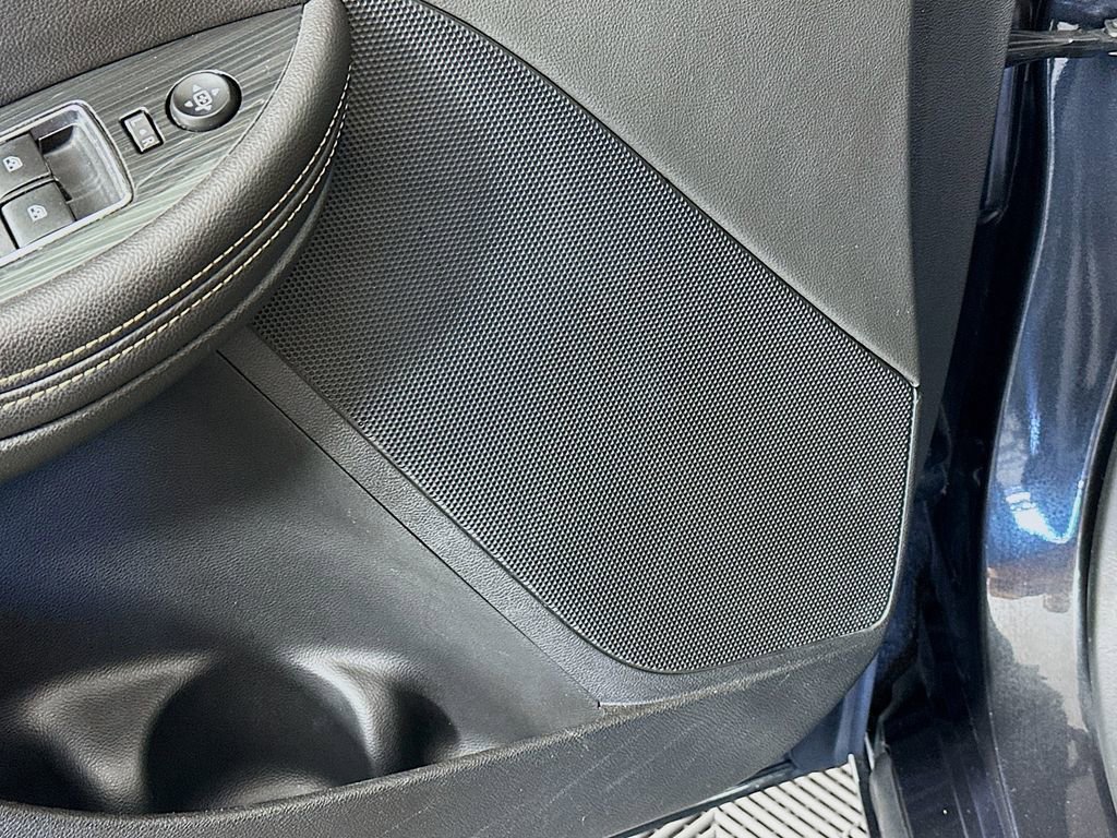 Used 2019 Chevrolet Impala LT image 24