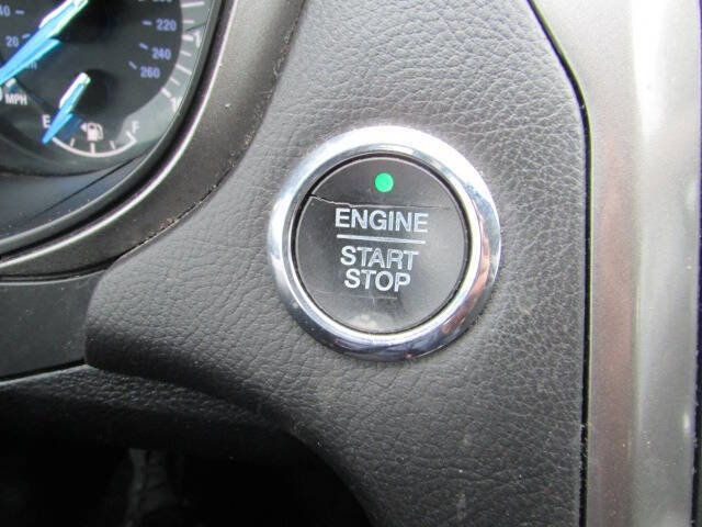 Used 2018 Ford Fusion SE FWD image 18