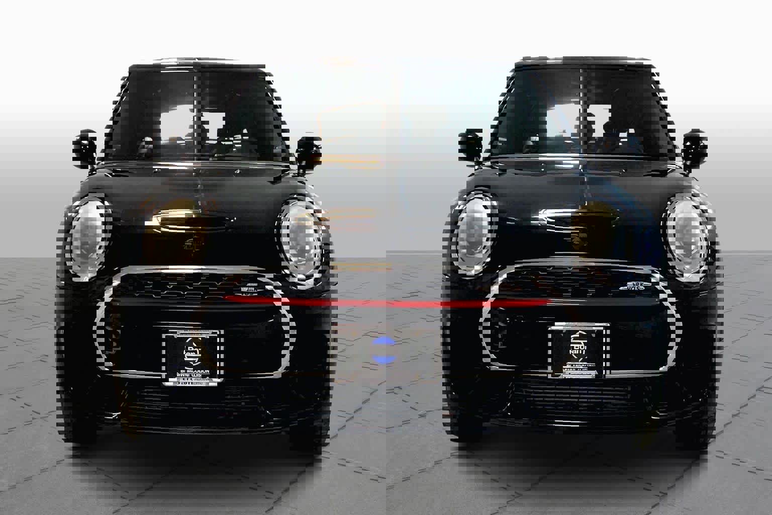 Used 2017 MINI Cooper Clubman John Cooper Works image 3