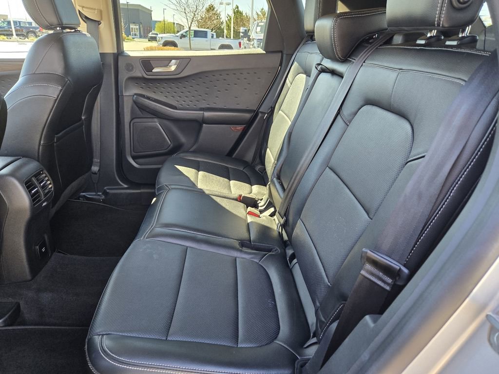 Used 2020 Ford Escape Titanium AWD/4WD image 5