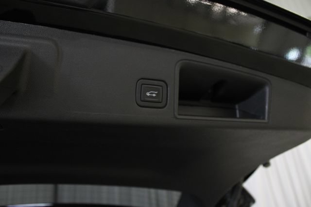 Used 2024 GMC Terrain AT4 w/ Infotainment Package II AWD/4WD image 35