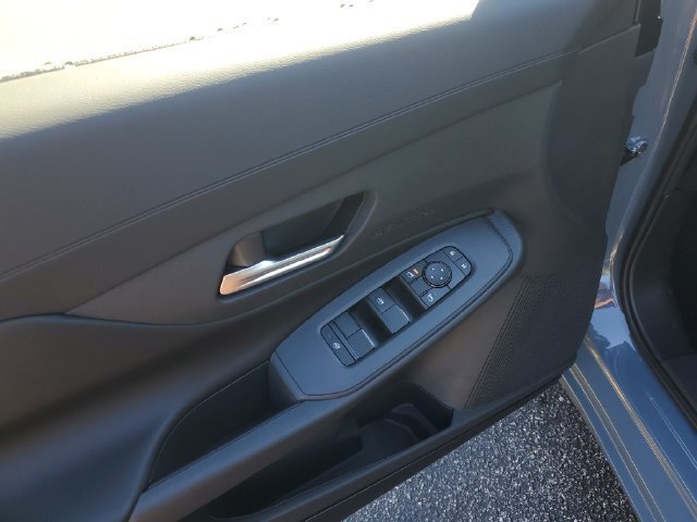 New 2027 Nissan Sentra SV FWD image 10