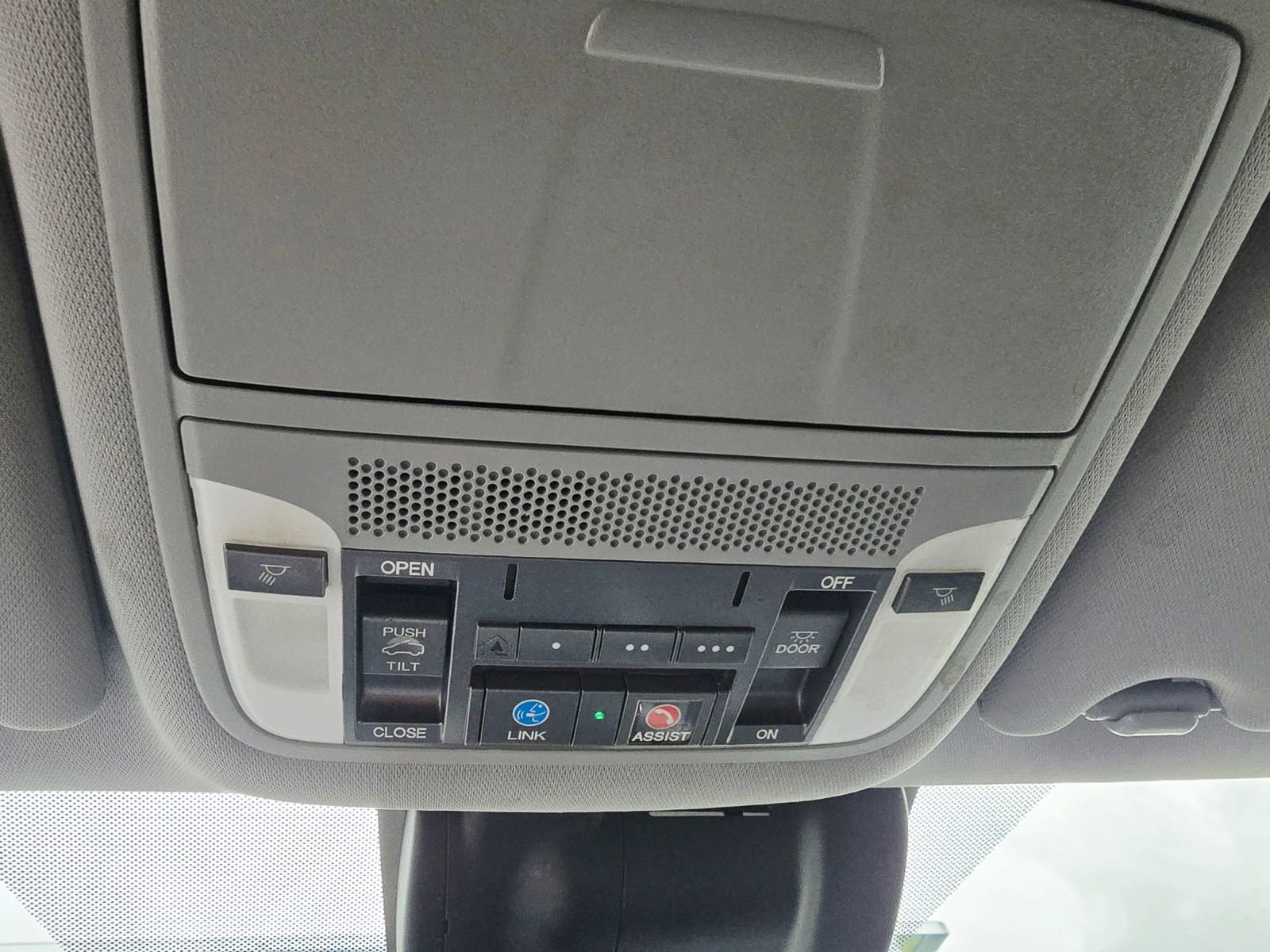 Used 2017 Acura MDX SH-AWD w/ Technology Package image 25