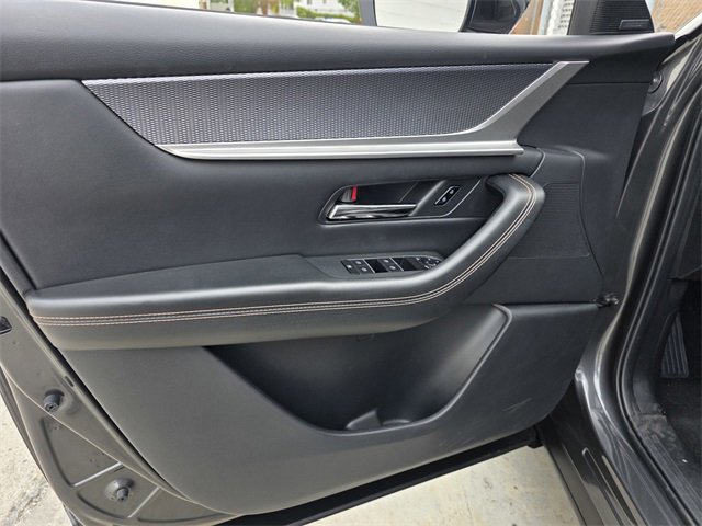 Used 2024 MAZDA CX-90 Plug-In Hybrid w/ Premium Pkg image 8