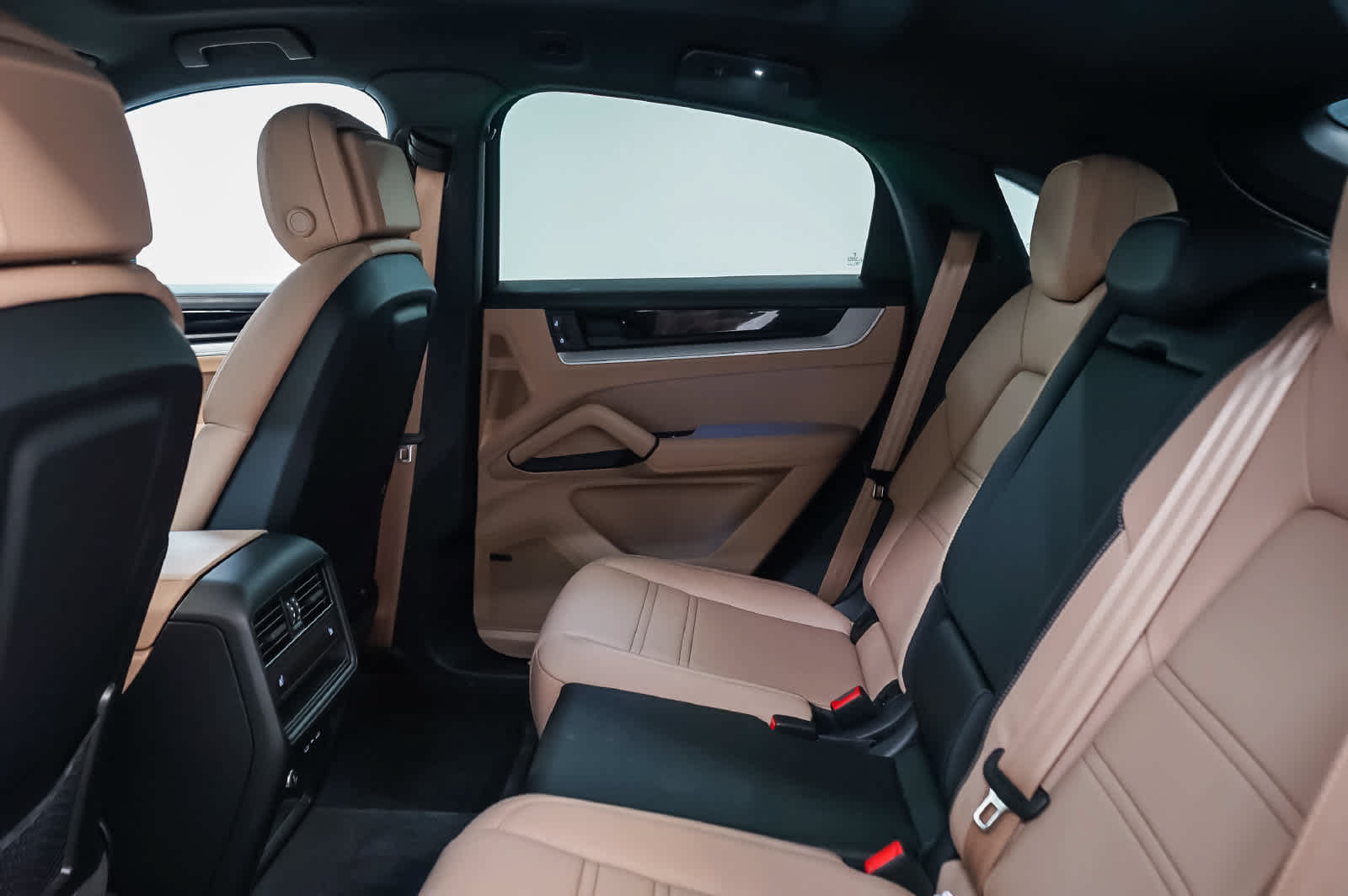 Certified 2026 Porsche Cayenne S AWD/4WD image 24