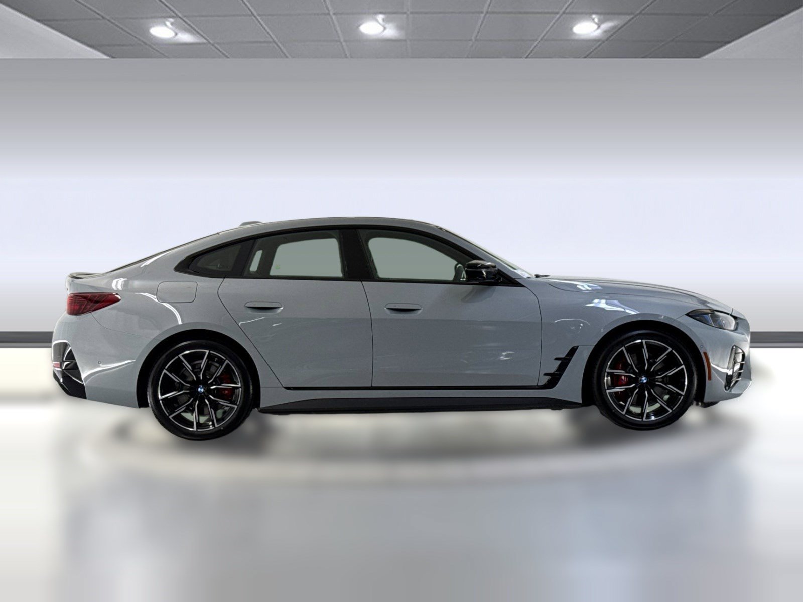 New 2026 BMW i4 xDrive40i w/ M Sport Package AWD/4WD image 8