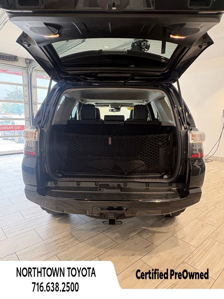 Used 2023 Toyota 4Runner SR5 Premium w/ Moonroof Package RWD image 9
