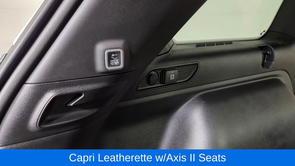 Used 2023 Jeep Grand Cherokee Limited w/ Luxury Tech Group II image 12