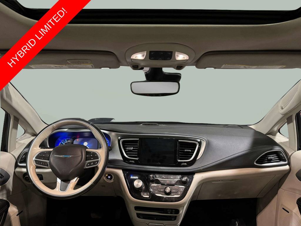 Used 2019 Chrysler Pacifica Limited w/ Advanced Safetytec Group FWD image 22