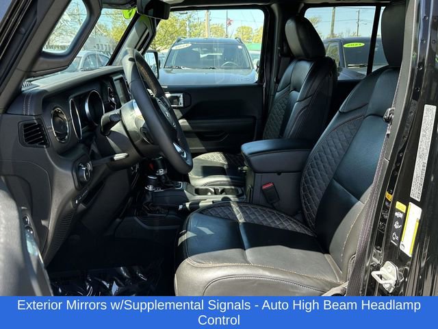 Used 2023 Jeep Wrangler Unlimited Sahara image 17