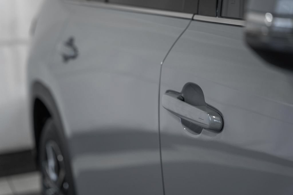 New 2026 Toyota Grand Highlander AWD Hybrid image 15