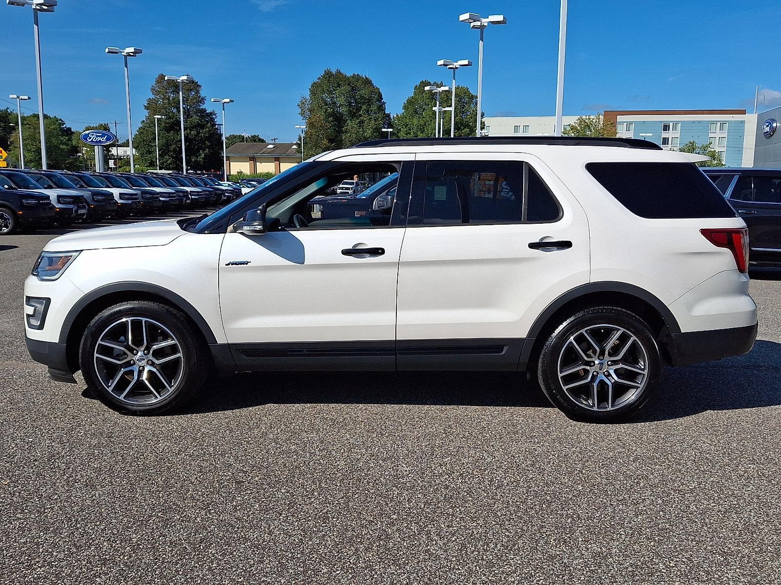 Certified 2017 Ford Explorer Sport w/ Equipment Group 401A AWD/4WD image 6