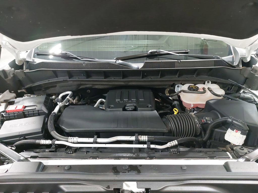 Used 2024 Chevrolet Silverado 1500 LT image 30