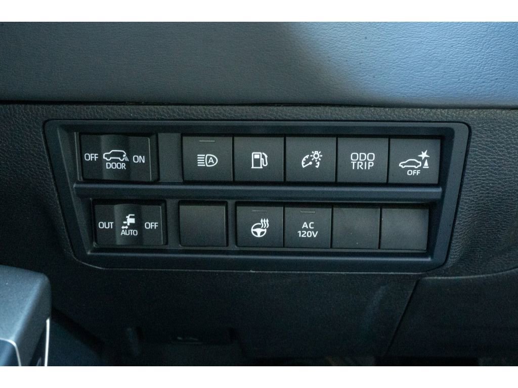 New 2026 Toyota Sequoia Platinum image 31