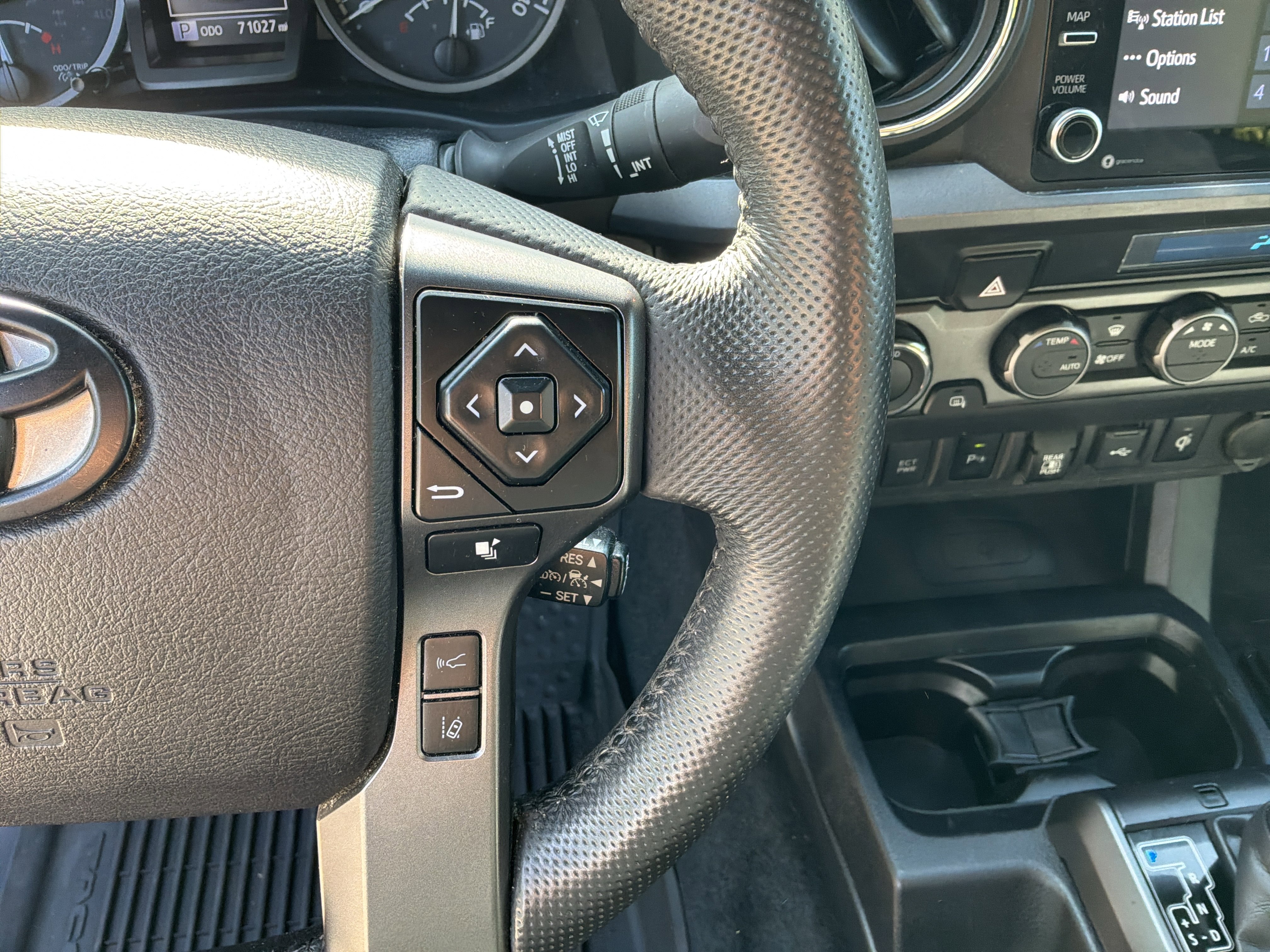 Used 2021 Toyota Tacoma TRD Sport w/ Technology Package AWD/4WD image 20