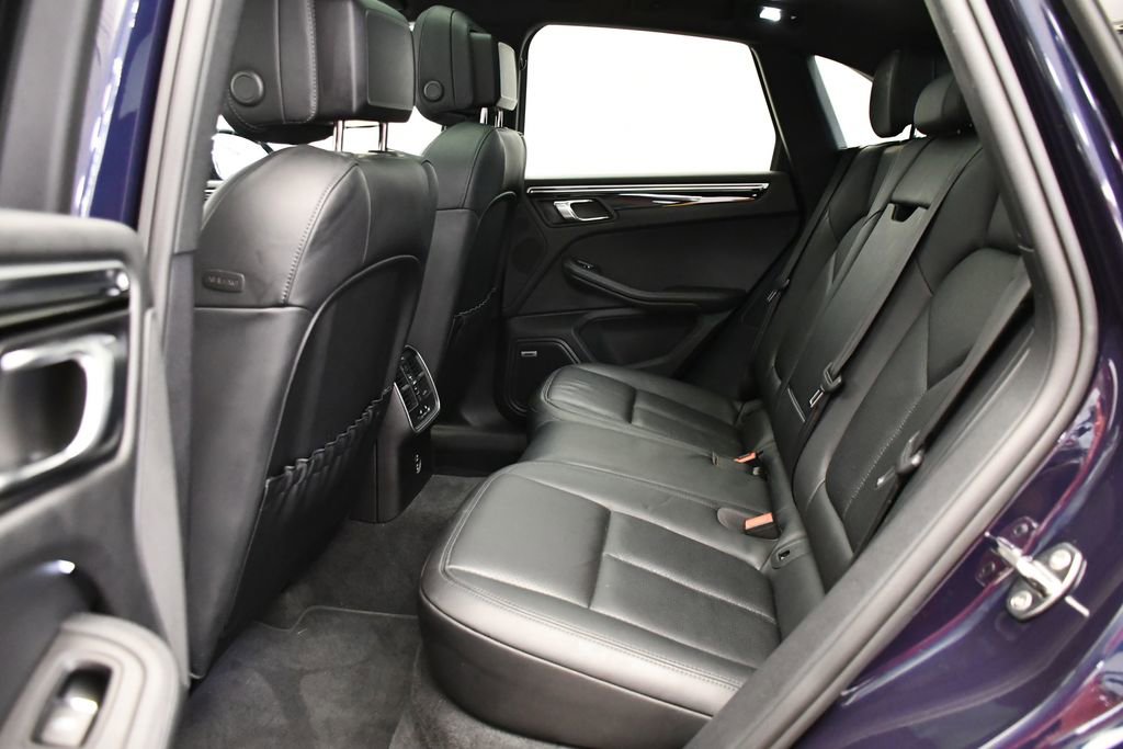 Used 2023 Porsche Macan S image 45