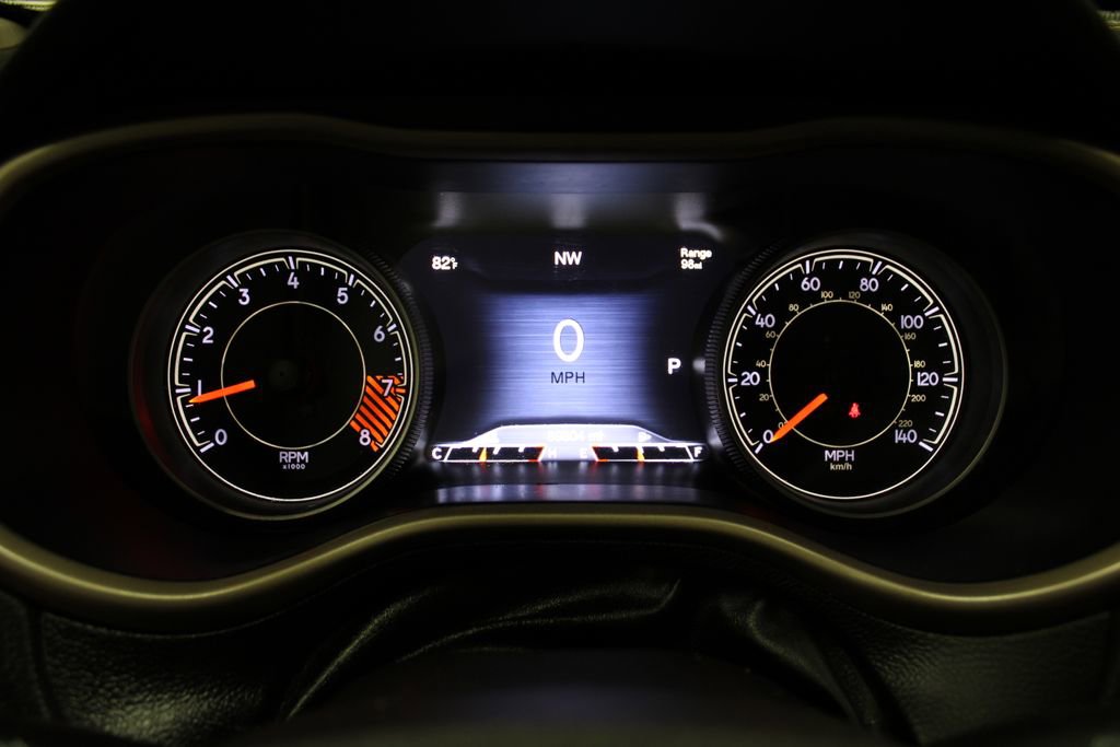 Used 2015 Jeep Cherokee Limited AWD/4WD image 11